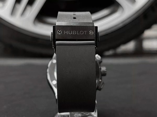 Hublot Classic Fusion Aerofusion Black Magic 525.cm.0170.rx full set $17k MSRP - Image 5